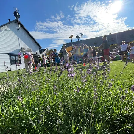 Amelia Ustronie Morskie