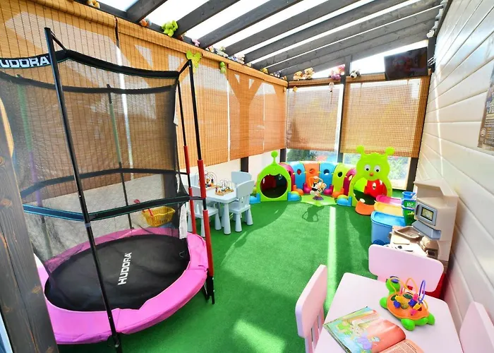 Parque de vacaciones Amelia 3*